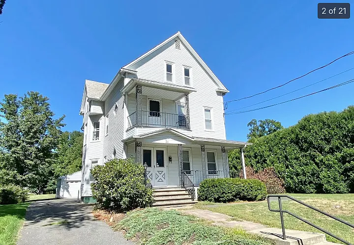 21 Hadley St #A — Photo 2