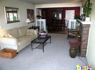 419 N 60th St, Seattle, WA 98103