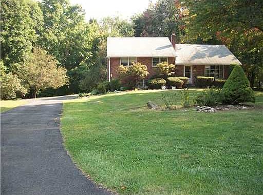 1st image of 104 Edgewood Dr S