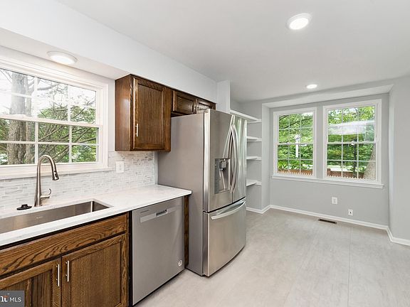 4th image of 6284 Alforth Ave