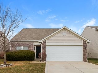 8044 Grove Berry Dr, Indianapolis, IN 46239