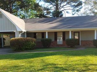 2350 Laurel Oak Pl, Jackson, MS 39212