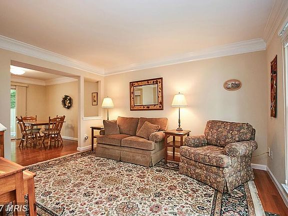 5th image of 5823 Apple Wood Ln