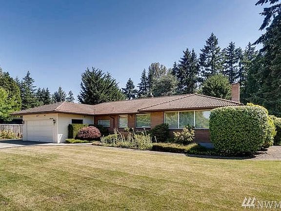 2nd image of 18646 17th Ave NW