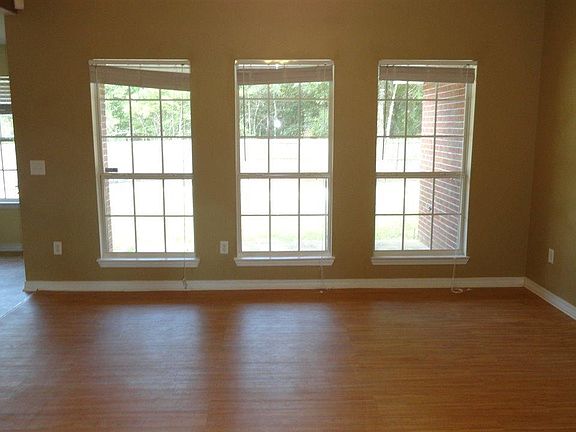 5th image of 4426 Piedmont Way
