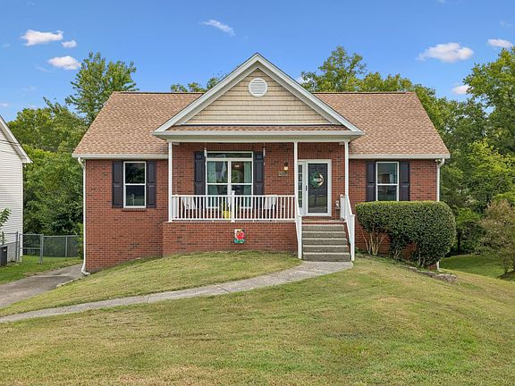 2nd image of 2601 Woodberry Dr
