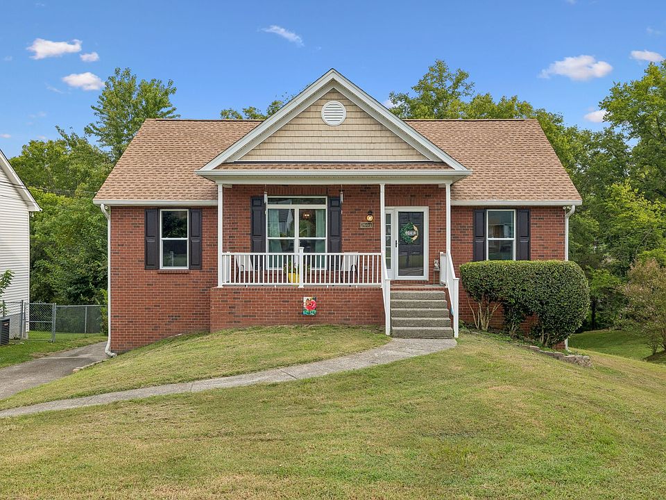 1st image of 2601 Woodberry Dr