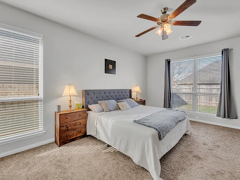 5314 Fenton Ln — Photo 12