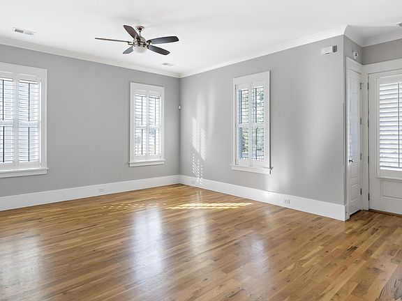4th image of 1543 Harriman St