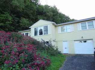 7 Walker Ter, Burlington, VT 05602