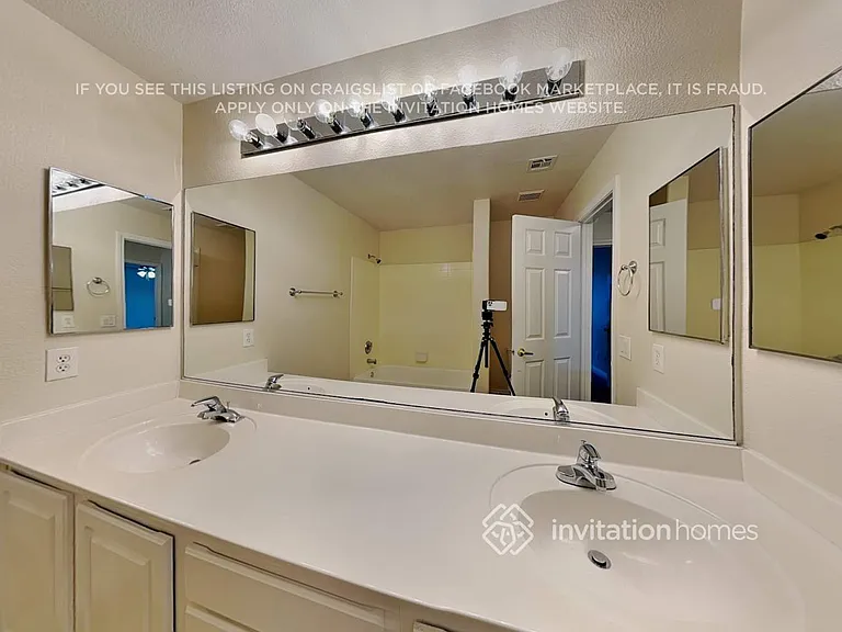 2745 Rebano St — Photo 18