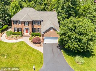 18395 Kingsmill St, Leesburg, VA 20176