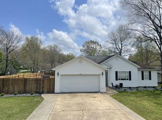 5304 Misty Meadow Rd, Poplar Bluff, MO 63901