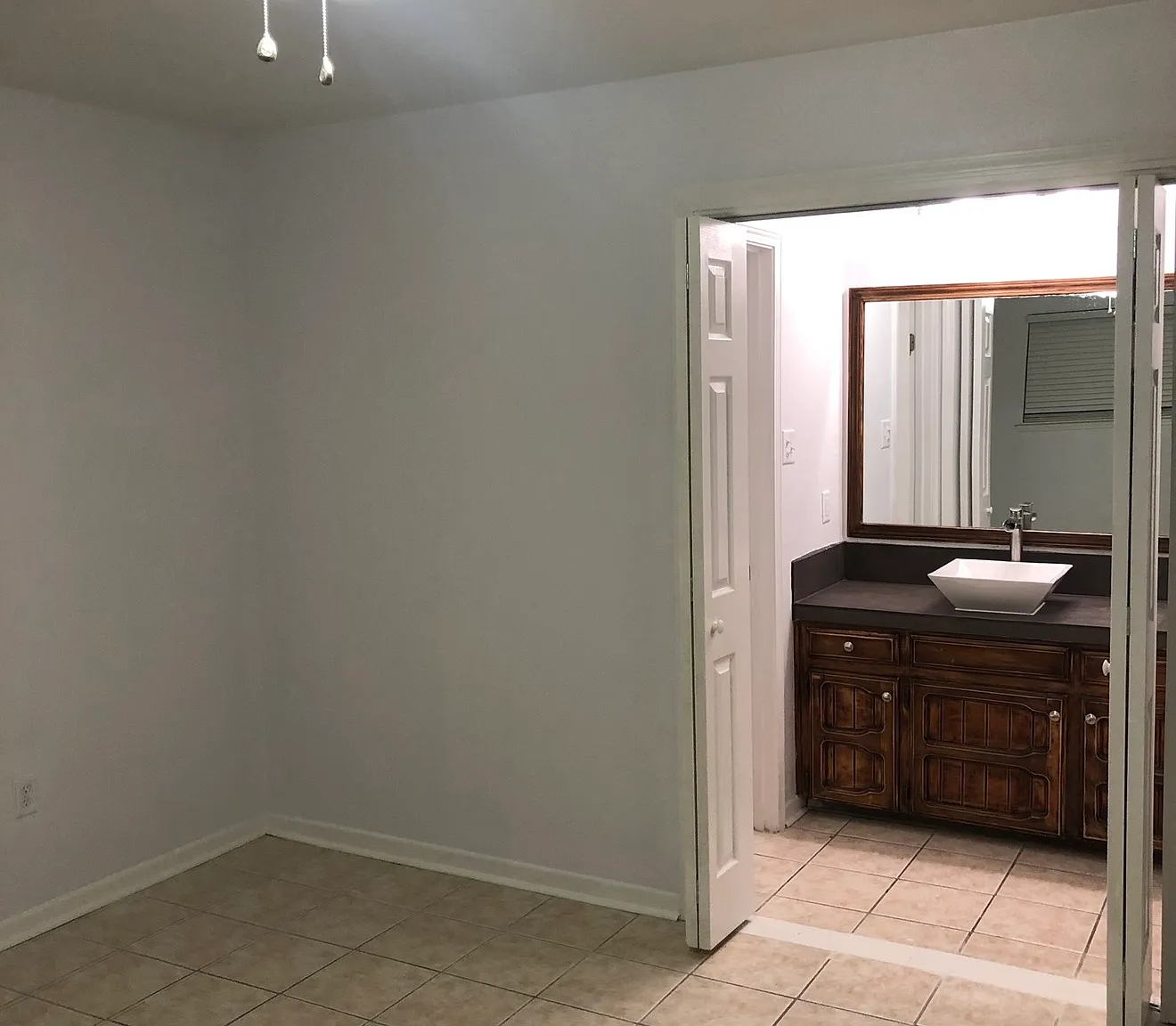 4 bed, 1863 sqft, $1,750 — Photo 1