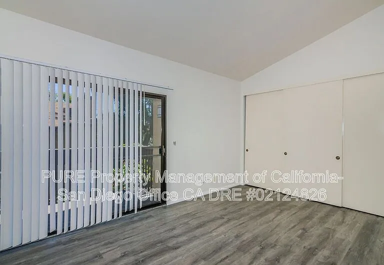 1680 N Coast Highway 101 #44 — Photo 17