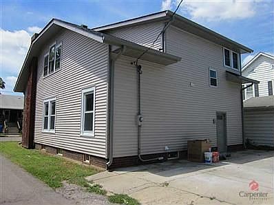 2nd image of 516 Shelby St
