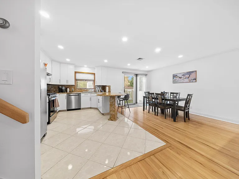 62 Sycamore Rd — Photo 9