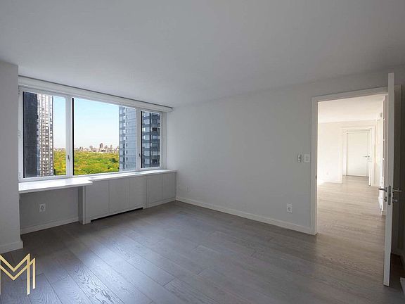 2nd image of 322 W 57th St #34M1