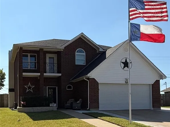 111 Belmoor Ln, Victoria, TX 77904