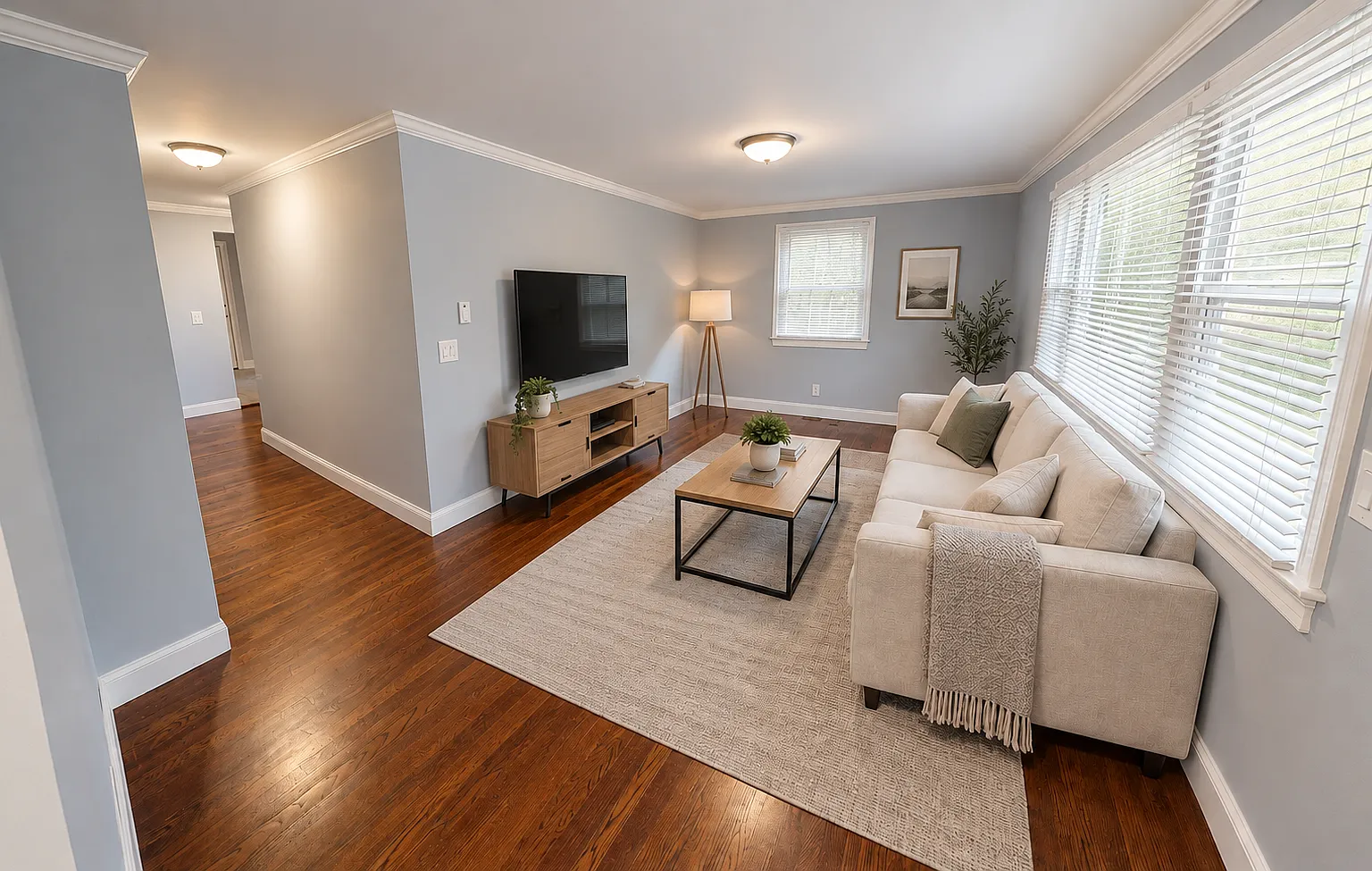 3 bed, $3,300 — Photo 1