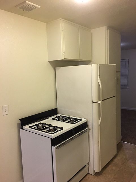 1st image of 522 N 5th Ave
