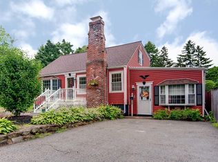 35 Ivernia Rd, Worcester, MA 01606