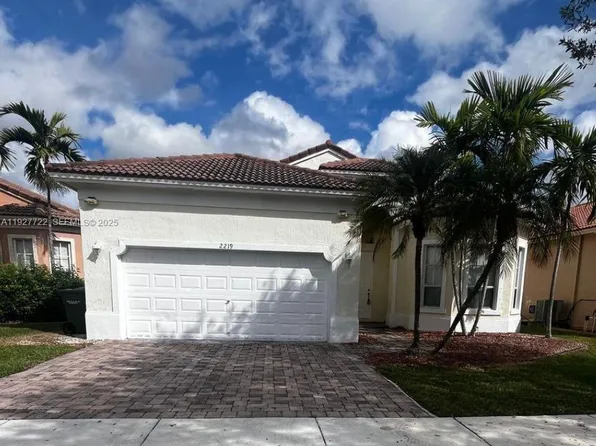 2219 Portofino Ave, Homestead, FL 33033