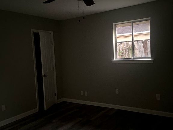 4th image of 8520-8522 Gervais St