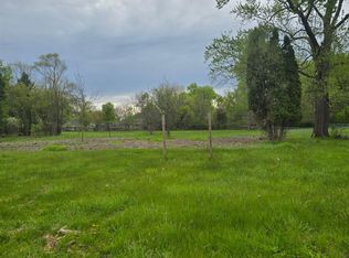 Glendale St, Burton, MI 48509