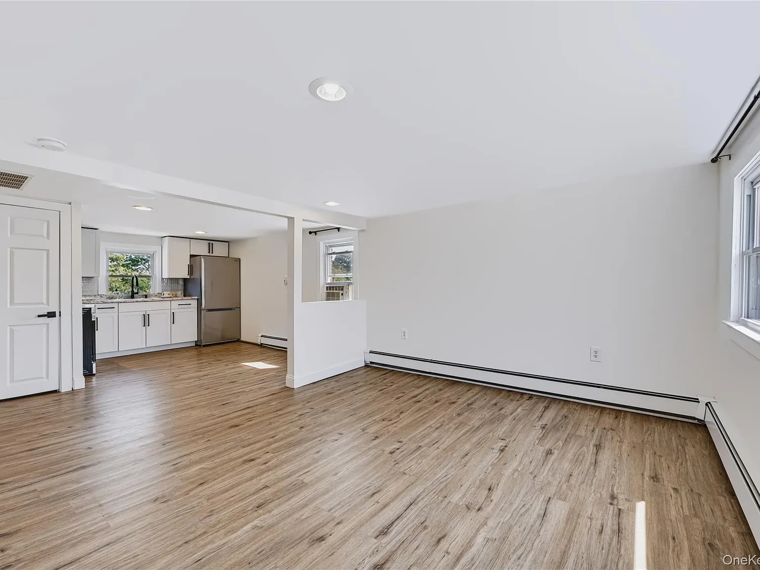 2 bed, 1.0 bath, 697 sqft, $2,800 — Photo 4