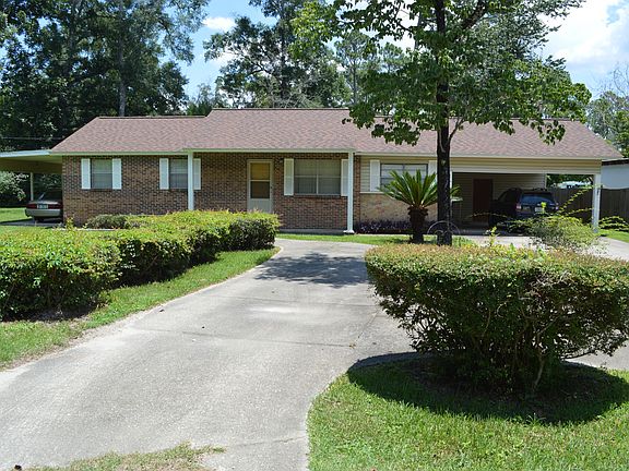 3 BR, 2 Bath, double carport