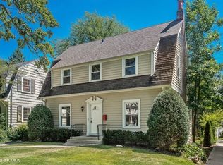 1370 Scott Ave, Winnetka, IL 60093