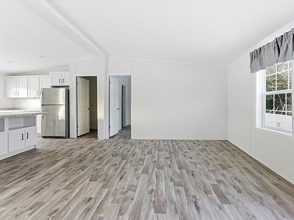 3rd image of 59 Beech Lane