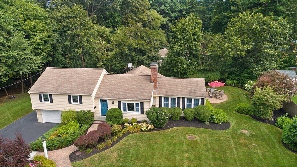 10 Richards Rd, Lynnfield, MA 01940 MLS 73158649 Zillow