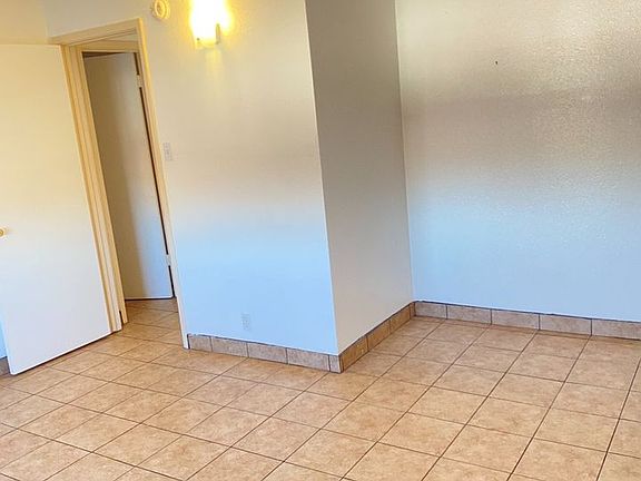 3rd image of 1513 Lead Ave SE #0