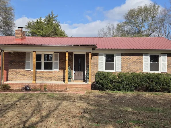 1024 Mount Olivet Rd, Hartwell, GA 30643
