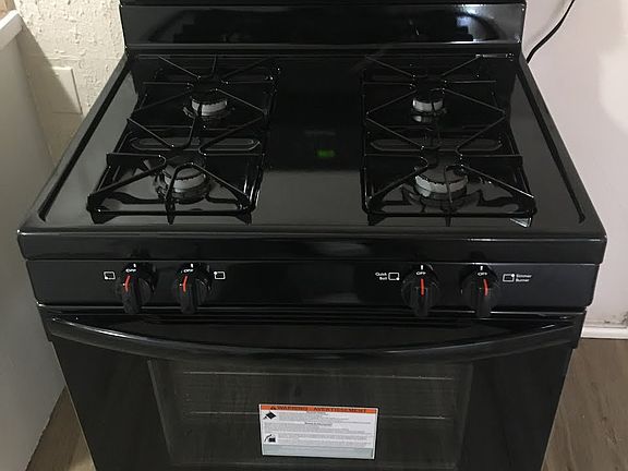 5th image of 1624 Elm Dr