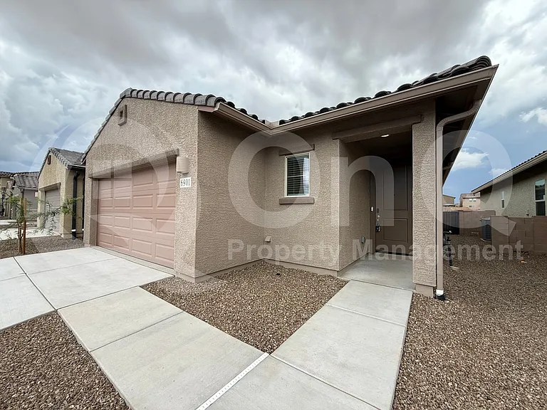 6901 W Sweetshade Ln — Photo 3