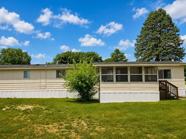 3791 Juniper St #192, Clarkston, MI 48348