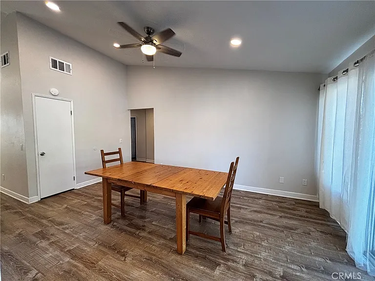 14890 Lavender Ln — Photo 4