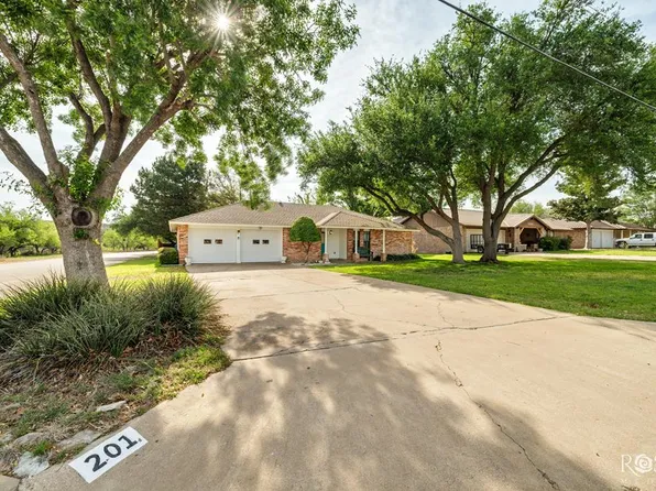 201 Hudspeth St, Sonora, TX 76950