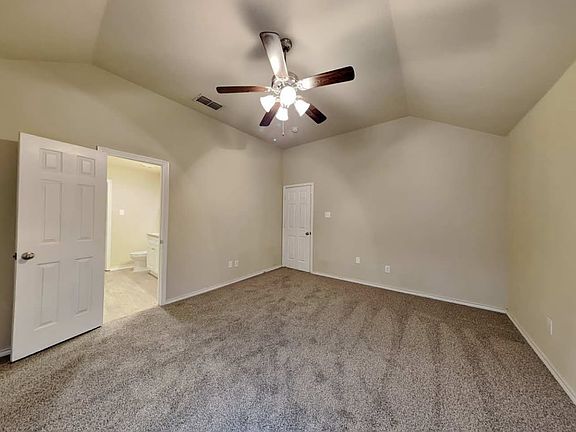 4th image of 5545 Thunder Bay Dr #1