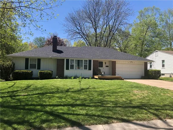 9236 Craig St, Overland Park, KS 66212