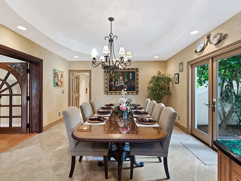 1600 S Ocean Dr — Photo 10