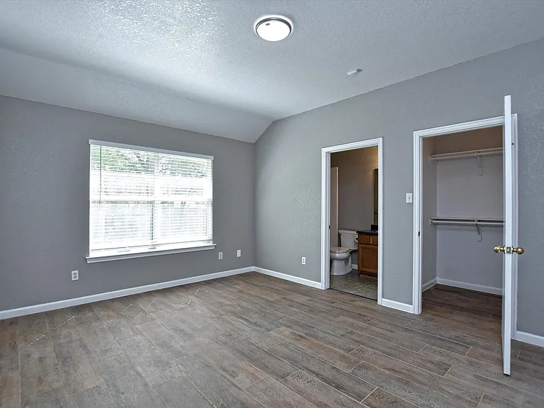 814 Monarch Ave — Photo 12