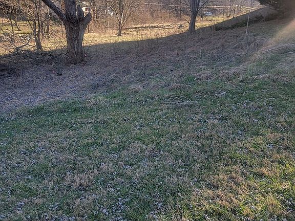 3rd image of 3 Covemont Rd