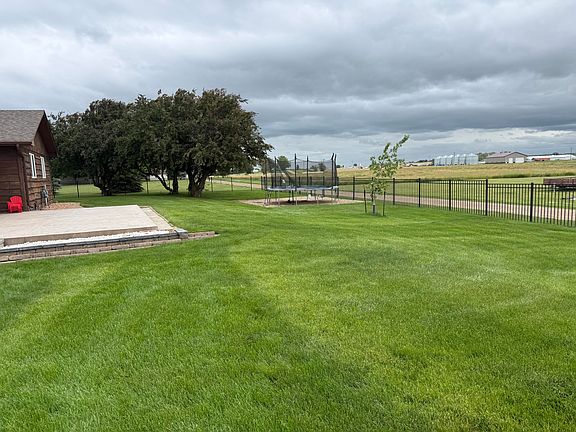 4th image of 1720 Kennedy Memorial Dr