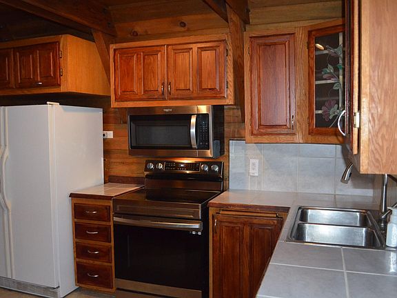 5th image of 132 Ozmar Ln