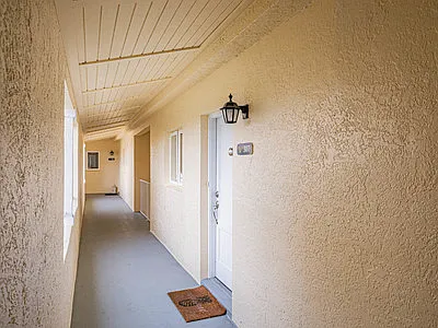 1 bed, 1.5 bath, 871 sqft, $4,000 — Photo 3