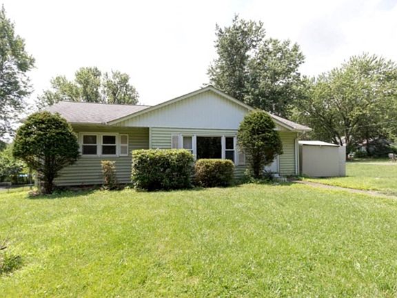2nd image of 75 Birchwood Dr